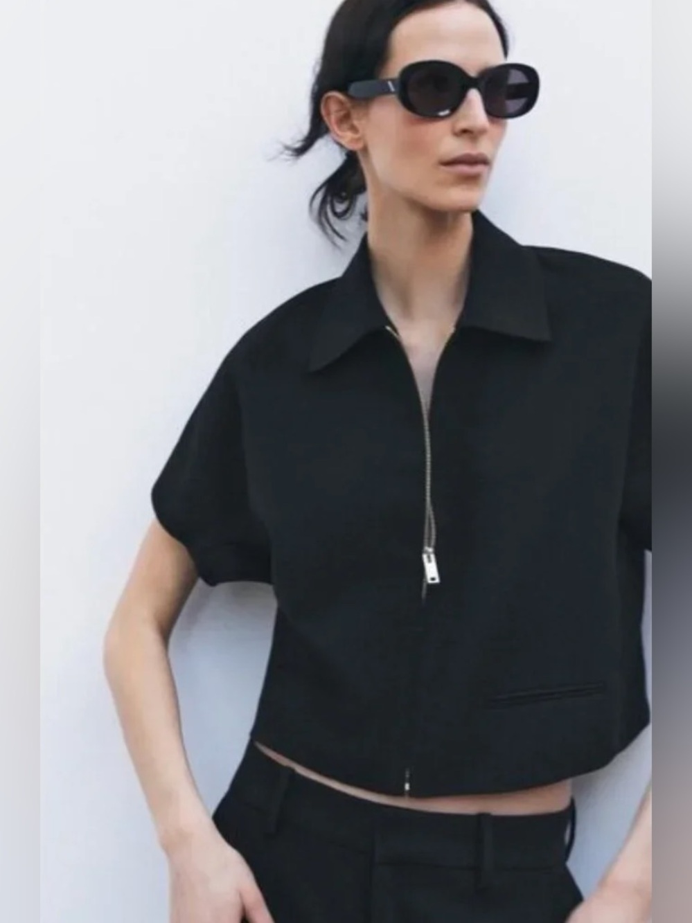 Zara Black Cropped Zip Front Jacket